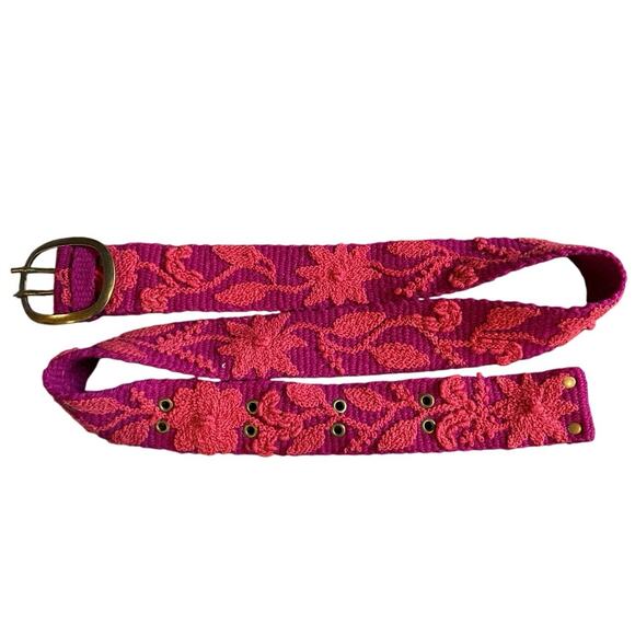 Pistil Hand Made Fuchsia Pink Floral Peruvian Wool Belt Size Large - Picture 1 of 7